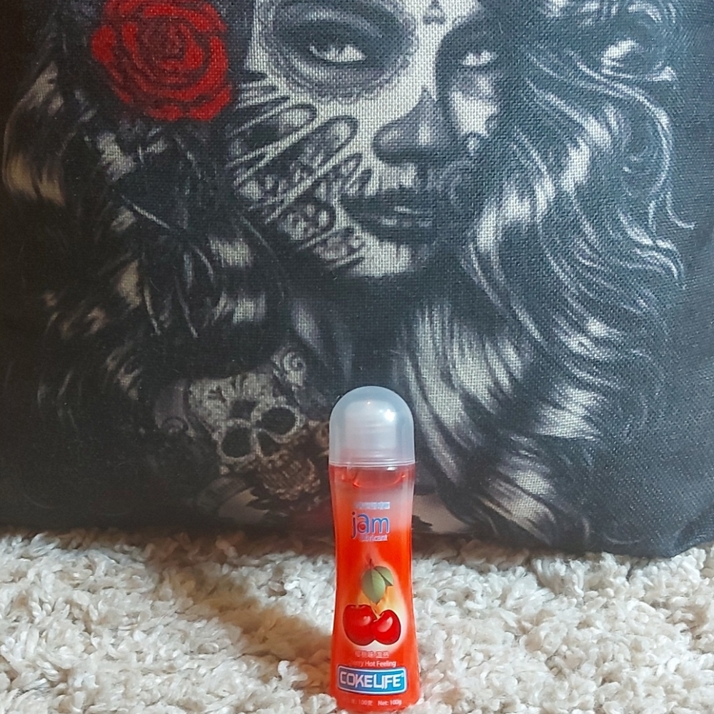 Free Bottle with every purchase sale 🍒
